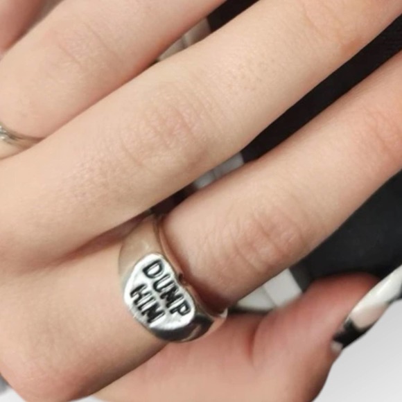 Funny Dump Him Silver Ring Antique Silver Size 7 - Picture 7 of 7